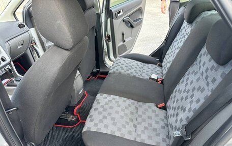 Ford Focus II рестайлинг, 2005 год, 440 000 рублей, 16 фотография