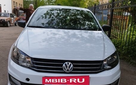 Volkswagen Polo VI (EU Market), 2018 год, 1 250 000 рублей, 2 фотография
