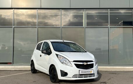 Chevrolet Spark III, 2012 год, 499 000 рублей, 2 фотография