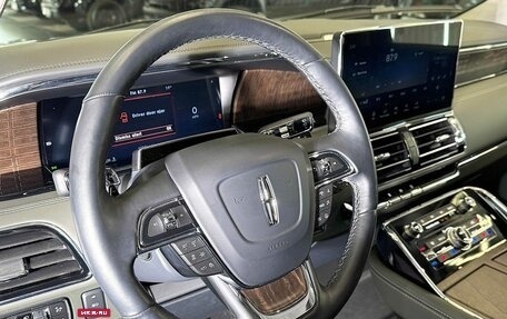 Lincoln Navigator, 2023 год, 13 999 999 рублей, 18 фотография