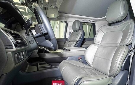 Lincoln Navigator, 2023 год, 13 999 999 рублей, 19 фотография