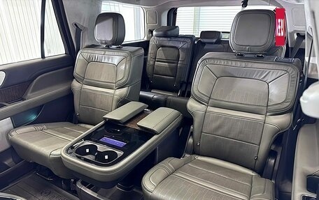 Lincoln Navigator, 2023 год, 13 999 999 рублей, 33 фотография