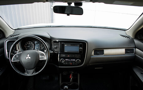 Mitsubishi Outlander III рестайлинг 3, 2012 год, 1 270 000 рублей, 12 фотография