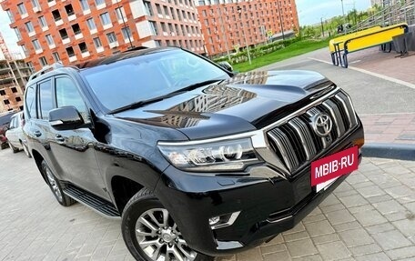 Toyota Land Cruiser Prado 150 рестайлинг 2, 2018 год, 4 720 000 рублей, 10 фотография