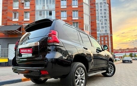 Toyota Land Cruiser Prado 150 рестайлинг 2, 2018 год, 4 720 000 рублей, 15 фотография