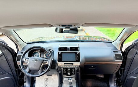 Toyota Land Cruiser Prado 150 рестайлинг 2, 2018 год, 4 720 000 рублей, 36 фотография