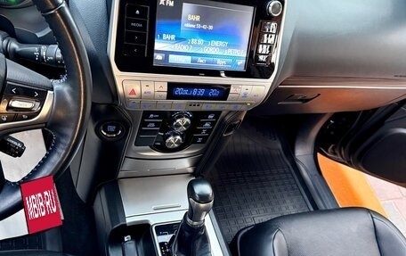 Toyota Land Cruiser Prado 150 рестайлинг 2, 2018 год, 4 720 000 рублей, 30 фотография