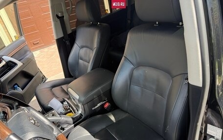 Toyota Land Cruiser 200, 2020 год, 6 900 000 рублей, 5 фотография