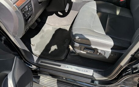 Toyota Land Cruiser 200, 2020 год, 6 900 000 рублей, 13 фотография