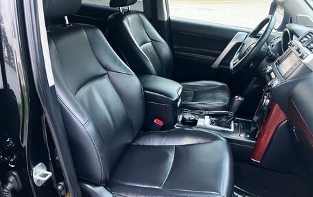 Toyota Land Cruiser Prado 150 рестайлинг 2, 2016 год, 3 850 000 рублей, 23 фотография