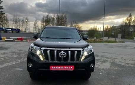 Toyota Land Cruiser Prado 150 рестайлинг 2, 2016 год, 3 850 000 рублей, 22 фотография