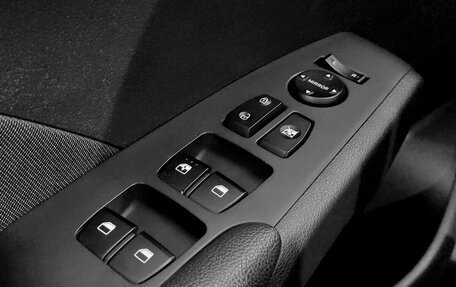 Hyundai Solaris II рестайлинг, 2018 год, 1 360 000 рублей, 10 фотография