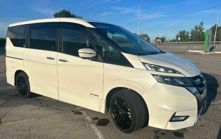 Nissan Serena IV, 2018 год, 2 250 000 рублей, 2 фотография