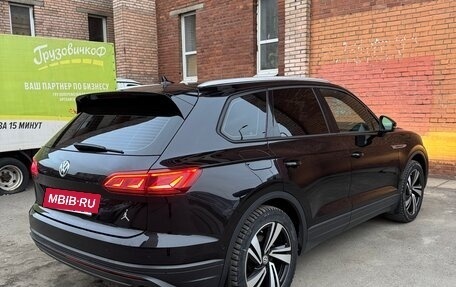 Volkswagen Touareg III, 2020 год, 5 700 000 рублей, 4 фотография