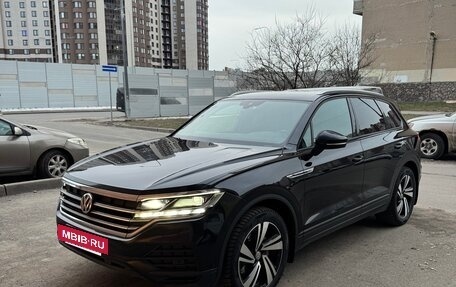 Volkswagen Touareg III, 2020 год, 5 700 000 рублей, 2 фотография