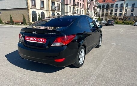 Hyundai Solaris II рестайлинг, 2011 год, 790 000 рублей, 4 фотография