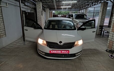 Skoda Rapid I, 2017 год, 1 100 000 рублей, 2 фотография