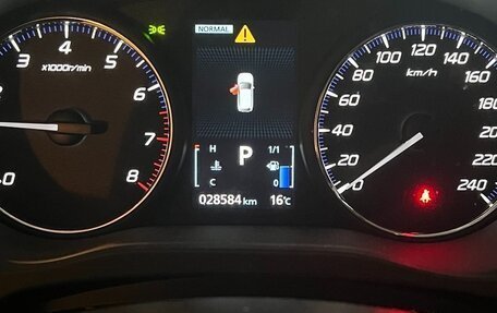 Mitsubishi Outlander III рестайлинг 3, 2021 год, 3 200 000 рублей, 7 фотография