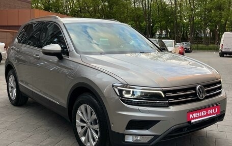 Volkswagen Tiguan II, 2016 год, 2 090 000 рублей, 6 фотография
