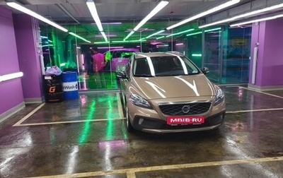 Volvo V40 II рестайлинг, 2013 год, 1 600 000 рублей, 1 фотография