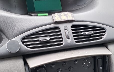 Renault Laguna II, 2002 год, 375 000 рублей, 9 фотография