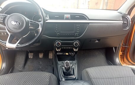 KIA Rio IV, 2017 год, 1 100 000 рублей, 16 фотография