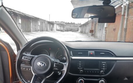 KIA Rio IV, 2017 год, 1 100 000 рублей, 15 фотография