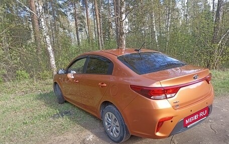 KIA Rio IV, 2017 год, 1 100 000 рублей, 24 фотография