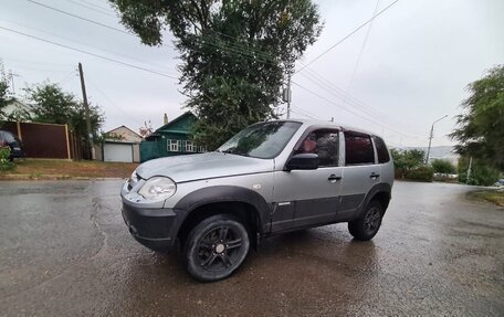 Chevrolet Niva I рестайлинг, 2014 год, 530 000 рублей, 3 фотография