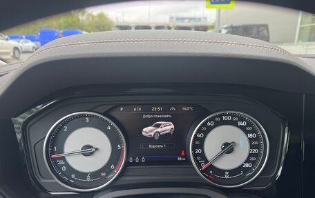 Volkswagen Touareg III, 2022 год, 8 997 000 рублей, 4 фотография