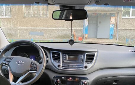 Hyundai Tucson III, 2017 год, 2 400 000 рублей, 9 фотография
