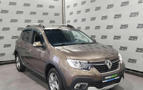 Renault Sandero II рестайлинг, 2019 год, 978 900 рублей, 3 фотография