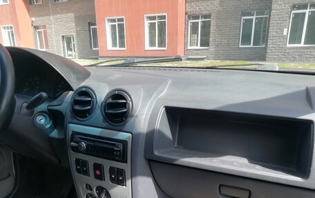 Renault Logan I, 2005 год, 200 000 рублей, 20 фотография