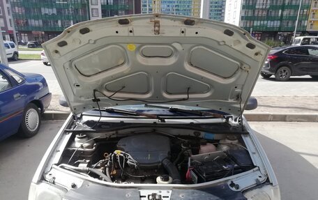 Renault Logan I, 2005 год, 200 000 рублей, 22 фотография