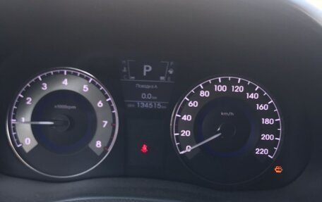 Hyundai Solaris II рестайлинг, 2011 год, 790 000 рублей, 2 фотография