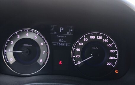 Hyundai Solaris II рестайлинг, 2011 год, 790 000 рублей, 3 фотография