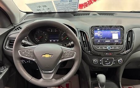 Chevrolet Equinox III, 2023 год, 2 298 000 рублей, 9 фотография