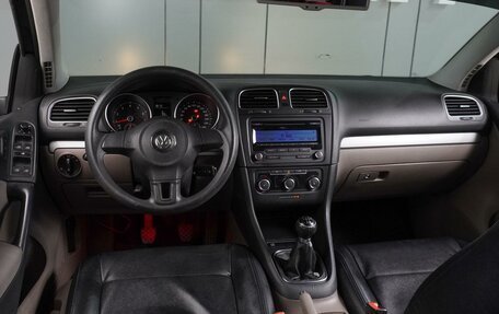 Volkswagen Golf VI, 2011 год, 899 000 рублей, 6 фотография