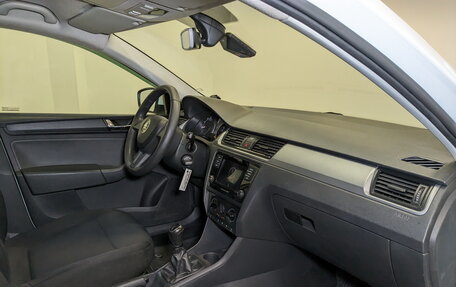 Skoda Rapid I, 2019 год, 1 050 000 рублей, 12 фотография