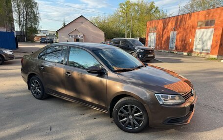 Volkswagen Jetta VI, 2012 год, 950 000 рублей, 4 фотография