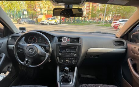Volkswagen Jetta VI, 2012 год, 950 000 рублей, 8 фотография