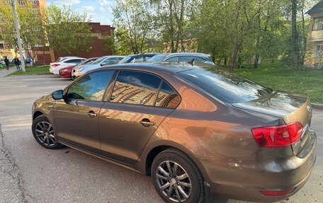 Volkswagen Jetta VI, 2012 год, 950 000 рублей, 6 фотография