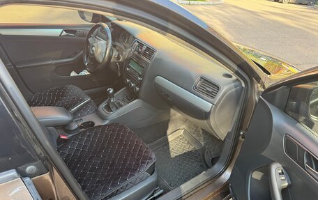 Volkswagen Jetta VI, 2012 год, 950 000 рублей, 12 фотография