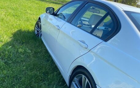 BMW 3 серия, 2011 год, 1 260 000 рублей, 9 фотография