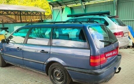 Volkswagen Passat B4, 1993 год, 200 000 рублей, 3 фотография