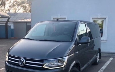 Volkswagen Multivan T6 рестайлинг, 2017 год, 4 900 000 рублей, 1 фотография
