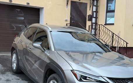 Lexus UX I, 2021 год, 3 050 000 рублей, 1 фотография