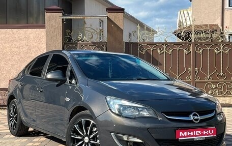 Opel Astra J, 2013 год, 850 000 рублей, 1 фотография