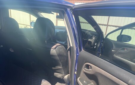 Honda Stream II, 2010 год, 1 390 000 рублей, 8 фотография