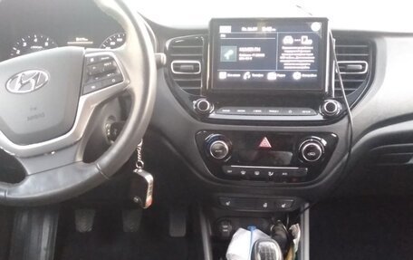 Hyundai Solaris II рестайлинг, 2020 год, 1 421 000 рублей, 8 фотография
